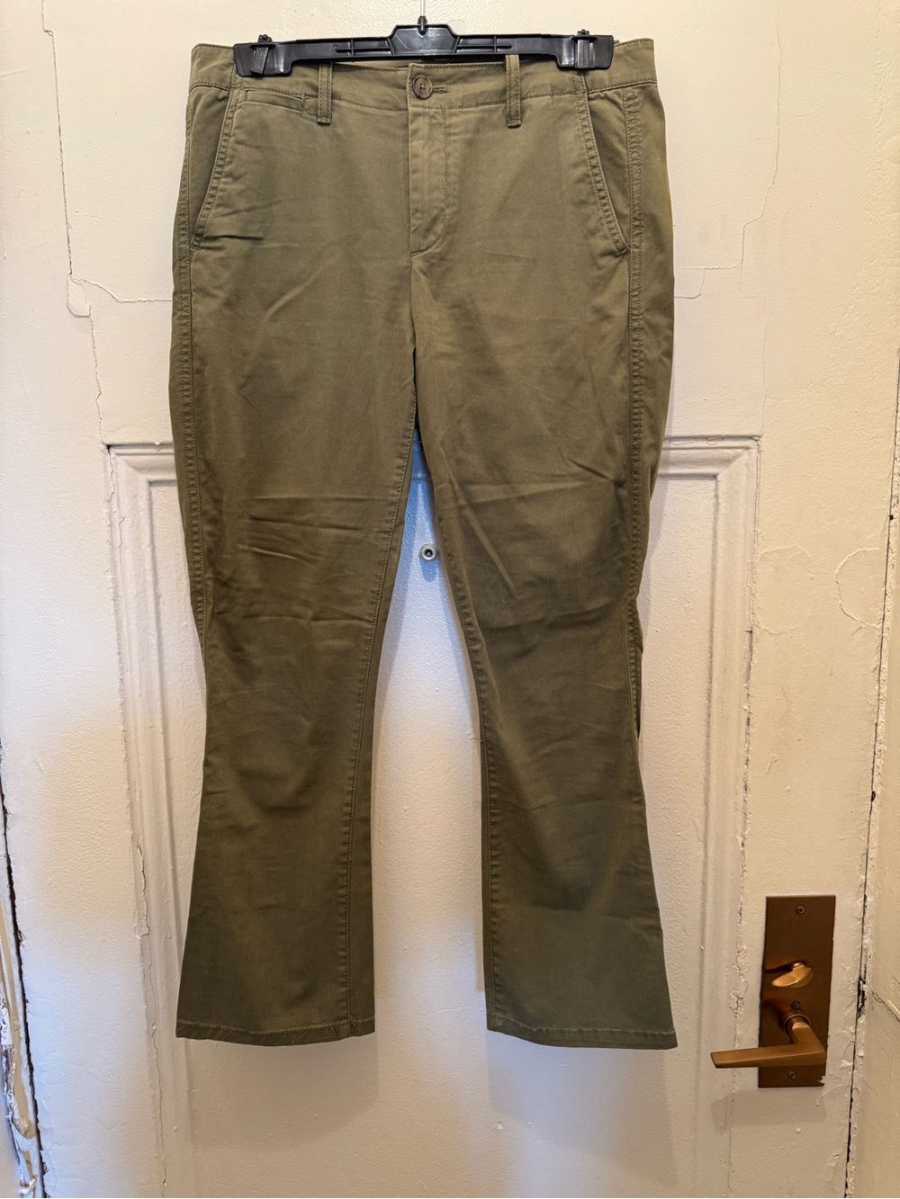 GAP Girlfriend Olive Green Cropped Chino Pants - Women's